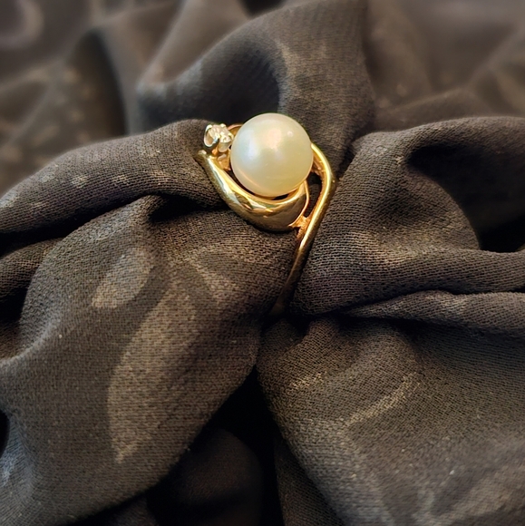 14k Peal Ring - Picture 2 of 4